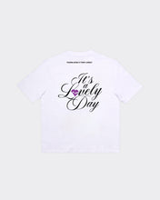 Carica l'immagine nel visualizzatore di Gallery, IT’S A LOVELY DAY white t-shirt
