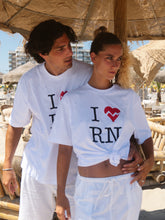 Carica l&#39;immagine nel visualizzatore di Gallery, I 💔 RN t-shirt
