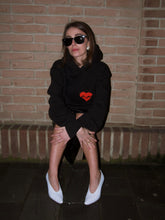 Carica l&#39;immagine nel visualizzatore di Gallery, HEART black hoodie
